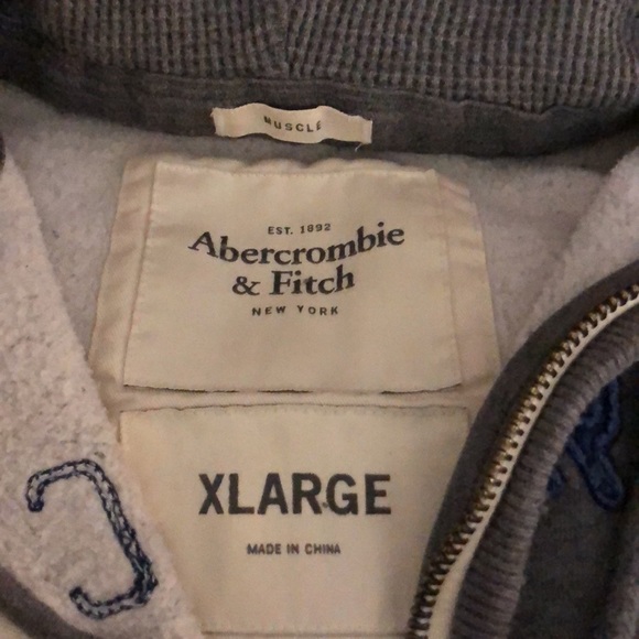 Classic Abercrombie & Fitch Icon Full-ZIP Hoodie - Picture 2 of 6